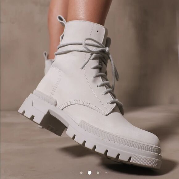 Steve Madden Clean Slate Combat Boot White US 8 - Picture 8 of 12